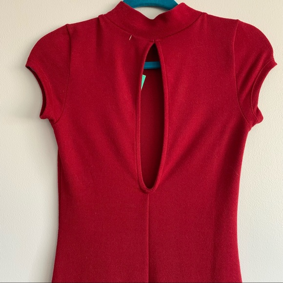 RED DRESS - Picture 6 of 6